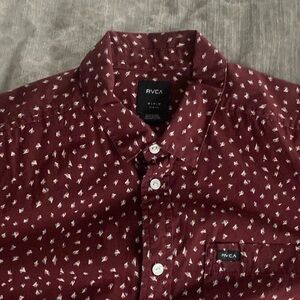 Men’s casual short sleeve button down